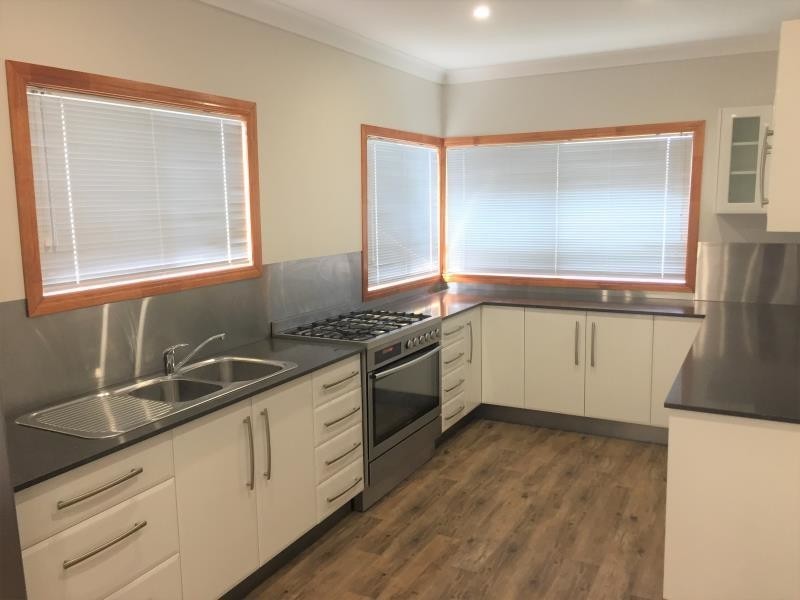 5 Welch Street, Park Avenue QLD 4701